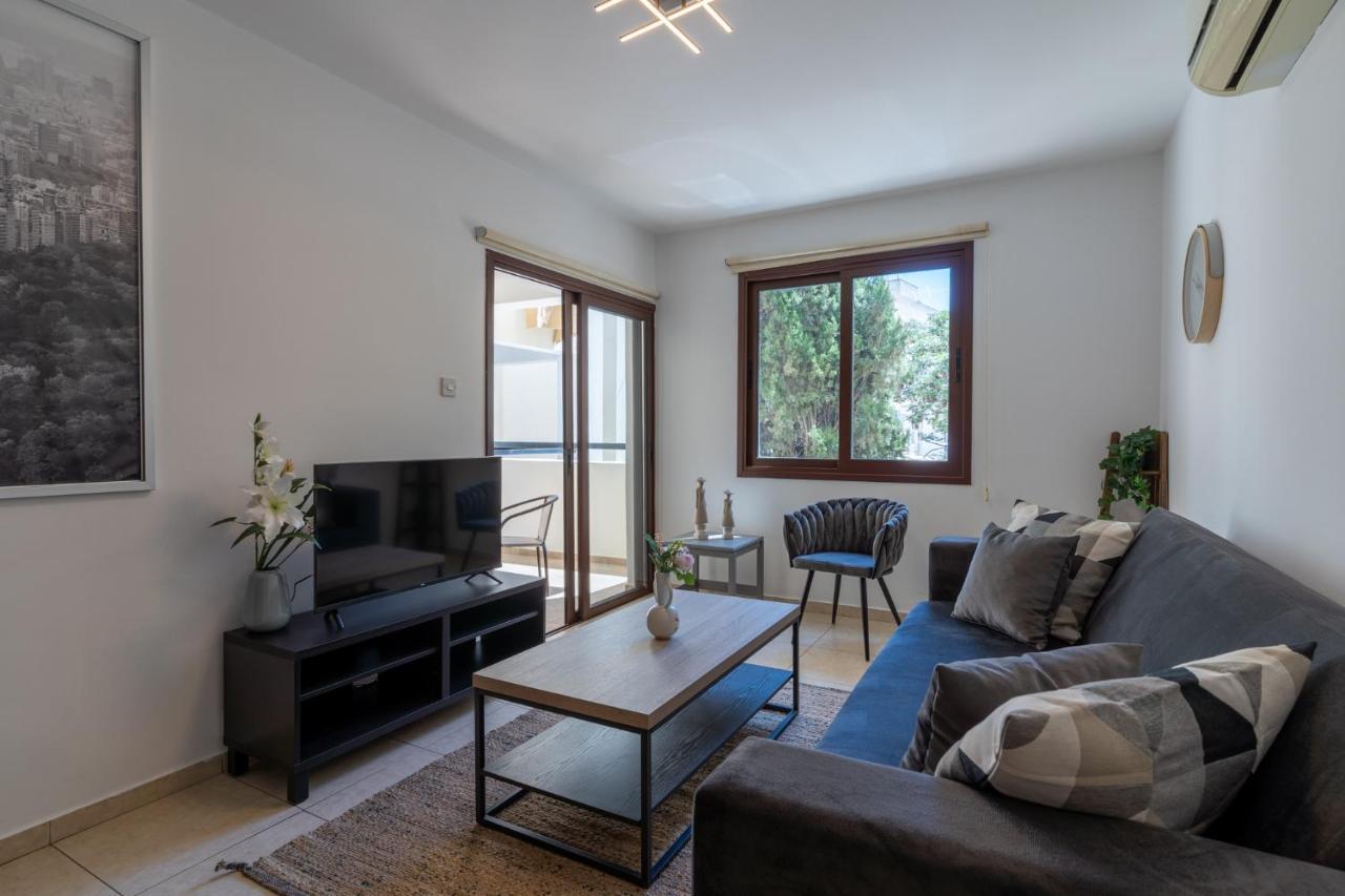 Mia 1-Bedroom Apartment In Larnaca Zewnętrze zdjęcie