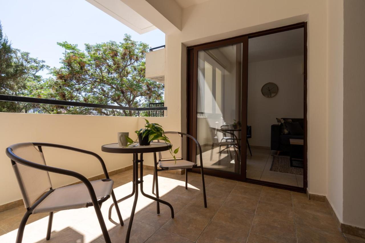 Mia 1-Bedroom Apartment In Larnaca Zewnętrze zdjęcie